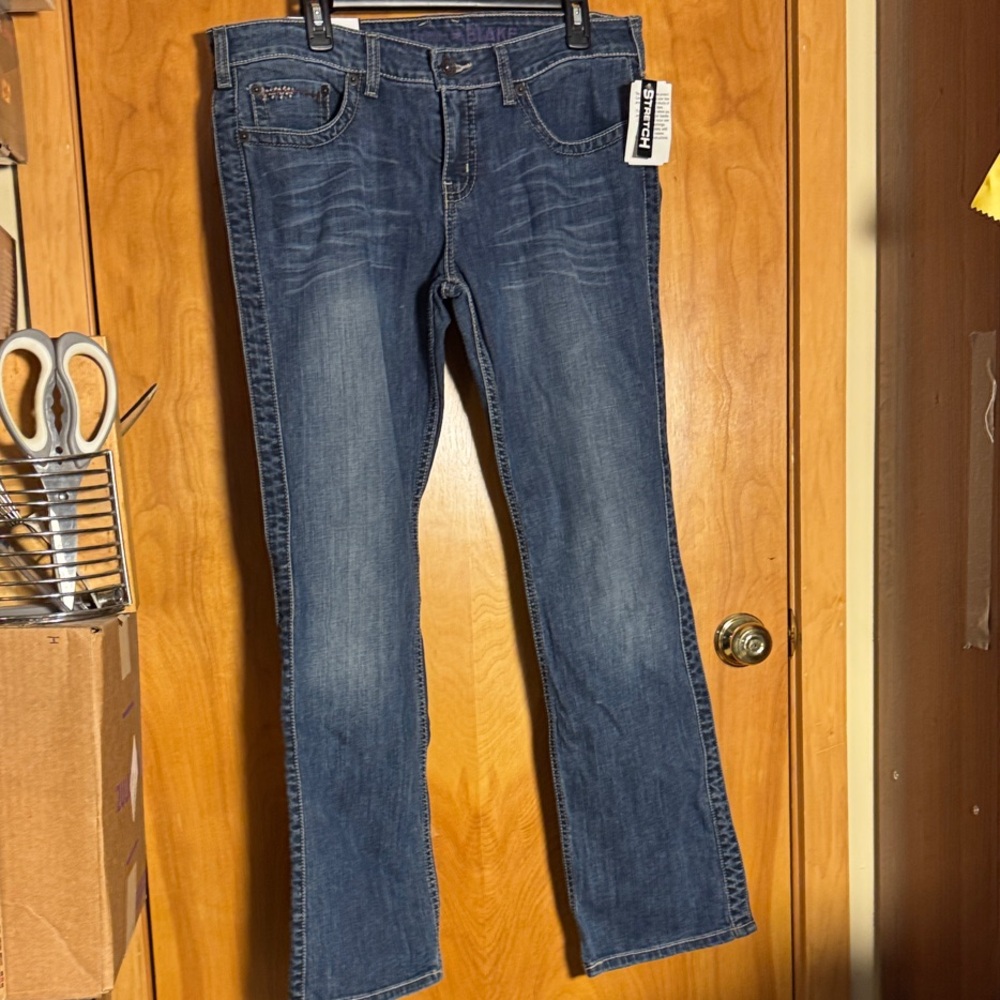 NWT Cruel Girl Dark Blue Denim “Blake” Jeans Button Detail